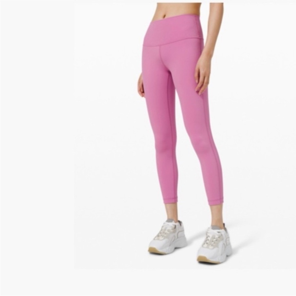 LULULEMON WunderUnder HR 25" Magenta
Glow, 4